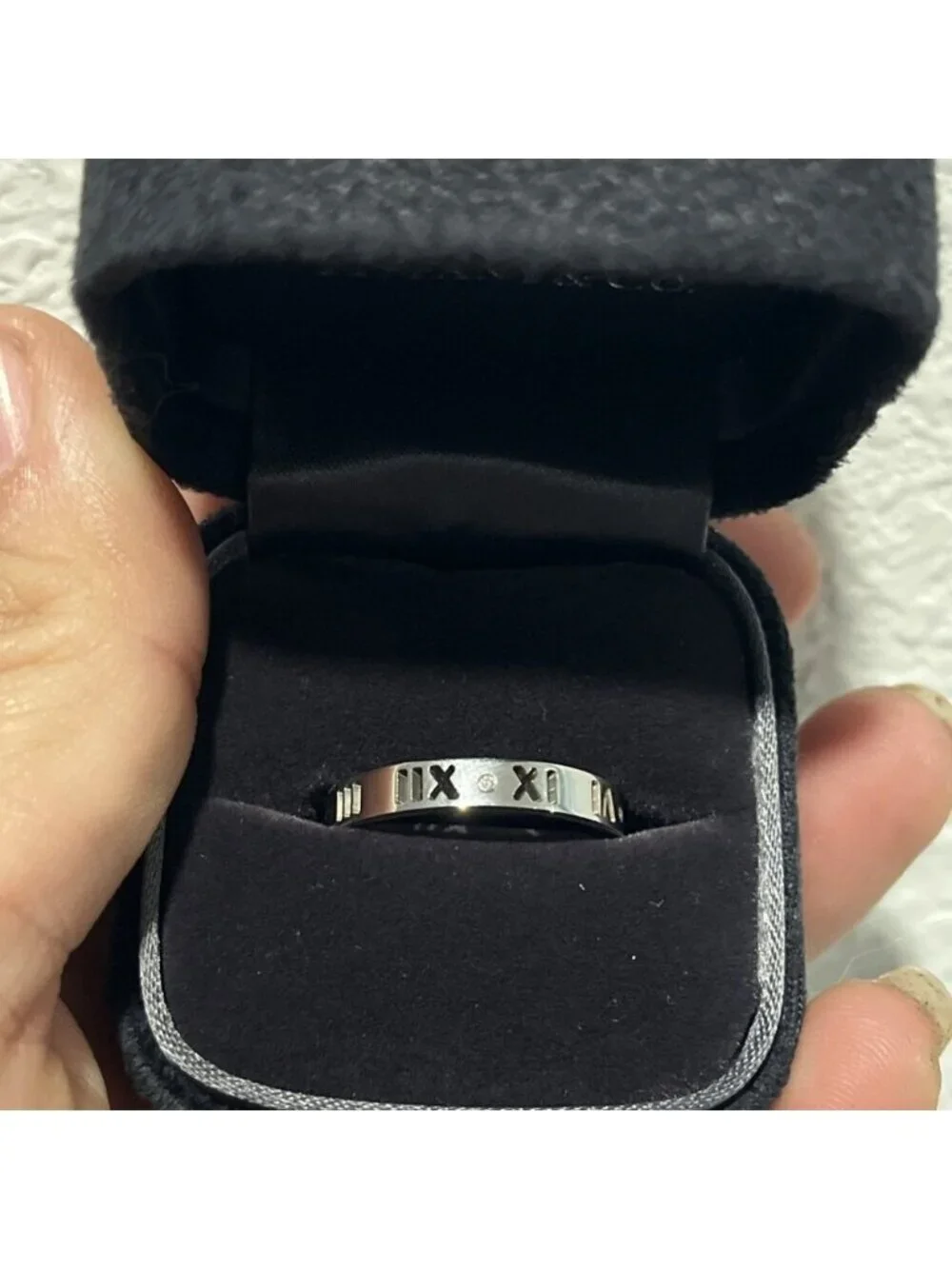 TIFFANY & CO. 18K White GOLD ATLAS PIERCED ROUND DIAMOND RING SIZE 10 New Mens